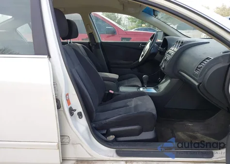 2008 Nissan Altima 2.5 S из США, поврежденный, VIN 1N4AL21E08C175835